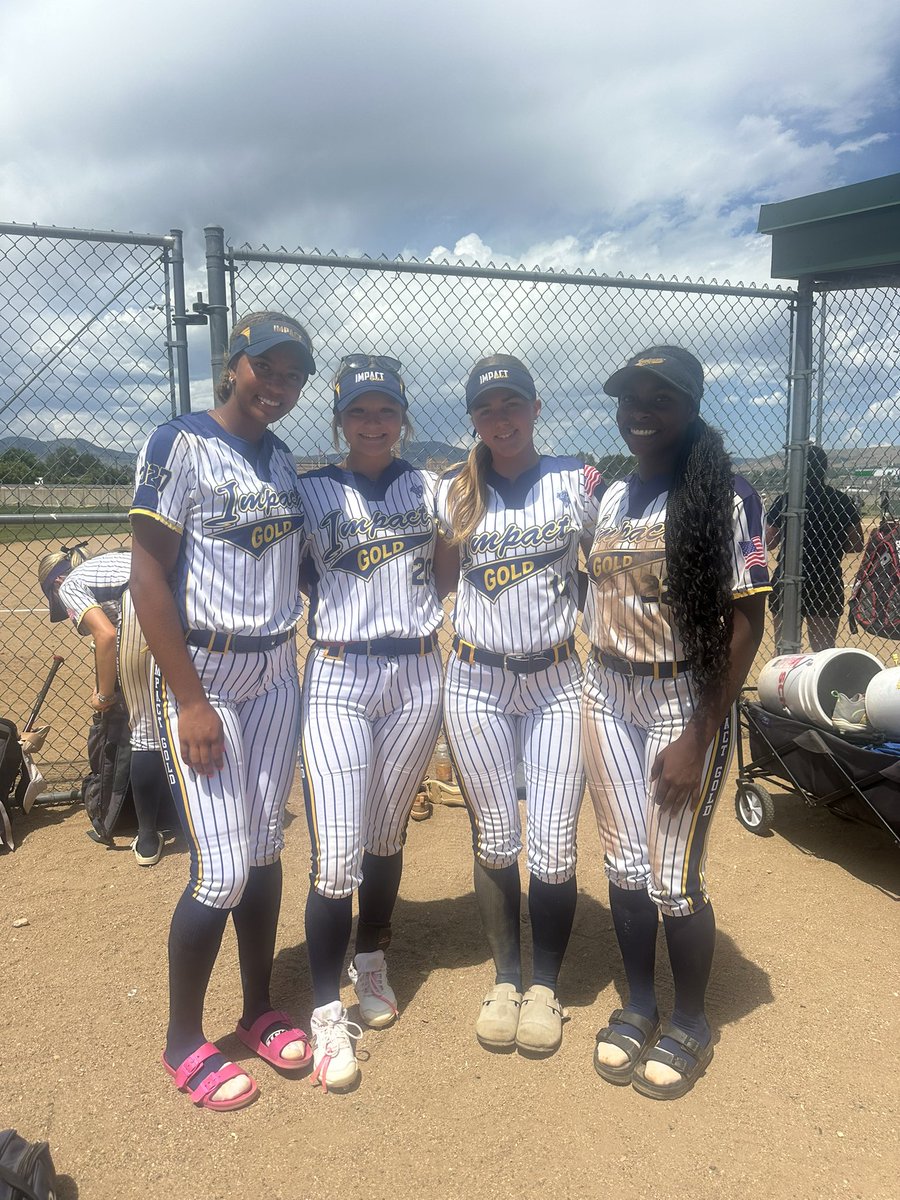 Anybody have an OF that’s hotter than hot? 🙋🏻‍♀️ these girls dove all over and throw people out at home. Don’t mess with this gang! <a href="/Chelsea_Lewis12/">chelsea lewis</a> <a href="/Chloeac1608/">Chloe Abbie Cunningham {2027}</a> <a href="/addisimpson14/">Addison Simpson</a> <a href="/SaniyaSimmons22/">Saniya Simmons</a> - thanks for helping our pitchers out! #outties