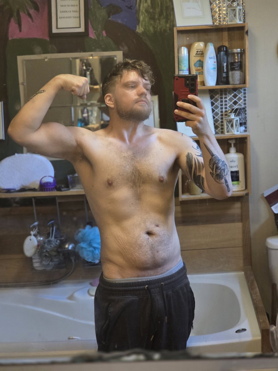 I have no idea how but I'm suddenly 155lbs