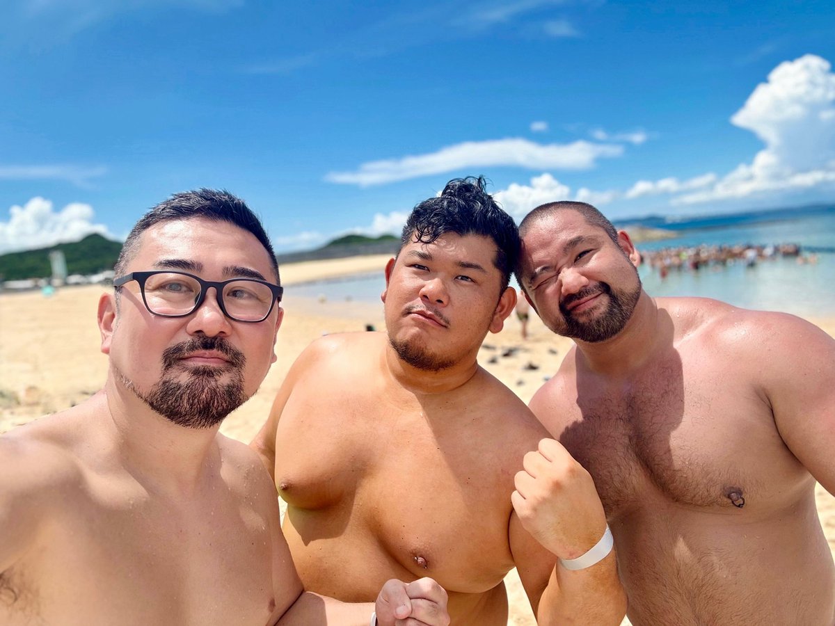 Beach Party in Okinawa🌴☀️
<a href="/VESPERIOX/">VESPER😈</a> 
<a href="/sou_bulk/">sou_bulk</a>