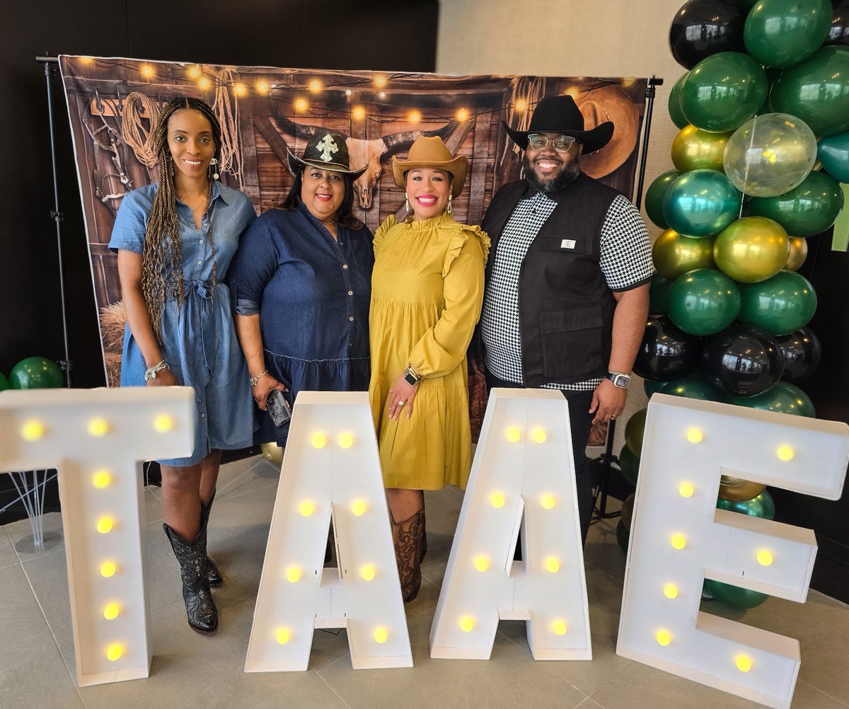 We had our “Boots on the Ground” for Day 2 of the #TAAE35 Conference! We embraced the Western theme and lassoed some great ideas to bring back to Sheldon ISD. What a great two days of professional development!