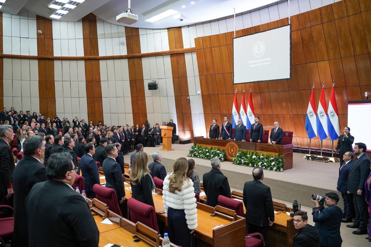 Victor Hugo Forneron (@victorhforneron) on Twitter photo Acompañamos al presidente @SantiPenapy en la presentación de su Informe de Gestión ante el Congreso. El Paraguay avanza con liderazgo, estabilidad y esperanza, bajo la gestión de Santiago Peña y <a href="/AllianaPedro/">Pedro Alliana</a>. ¡Sigamos construyendo #UnFuturoMejor para todos! 🇵🇾🇭🇺 Acompañamos al presidente @SantiPenapy en la presentación de su Informe de Gestión ante el Congreso. El Paraguay avanza con liderazgo, estabilidad y esperanza, bajo la gestión de Santiago Peña y <a href="/AllianaPedro/">Pedro Alliana</a>. ¡Sigamos construyendo #UnFuturoMejor para todos! 🇵🇾🇭🇺