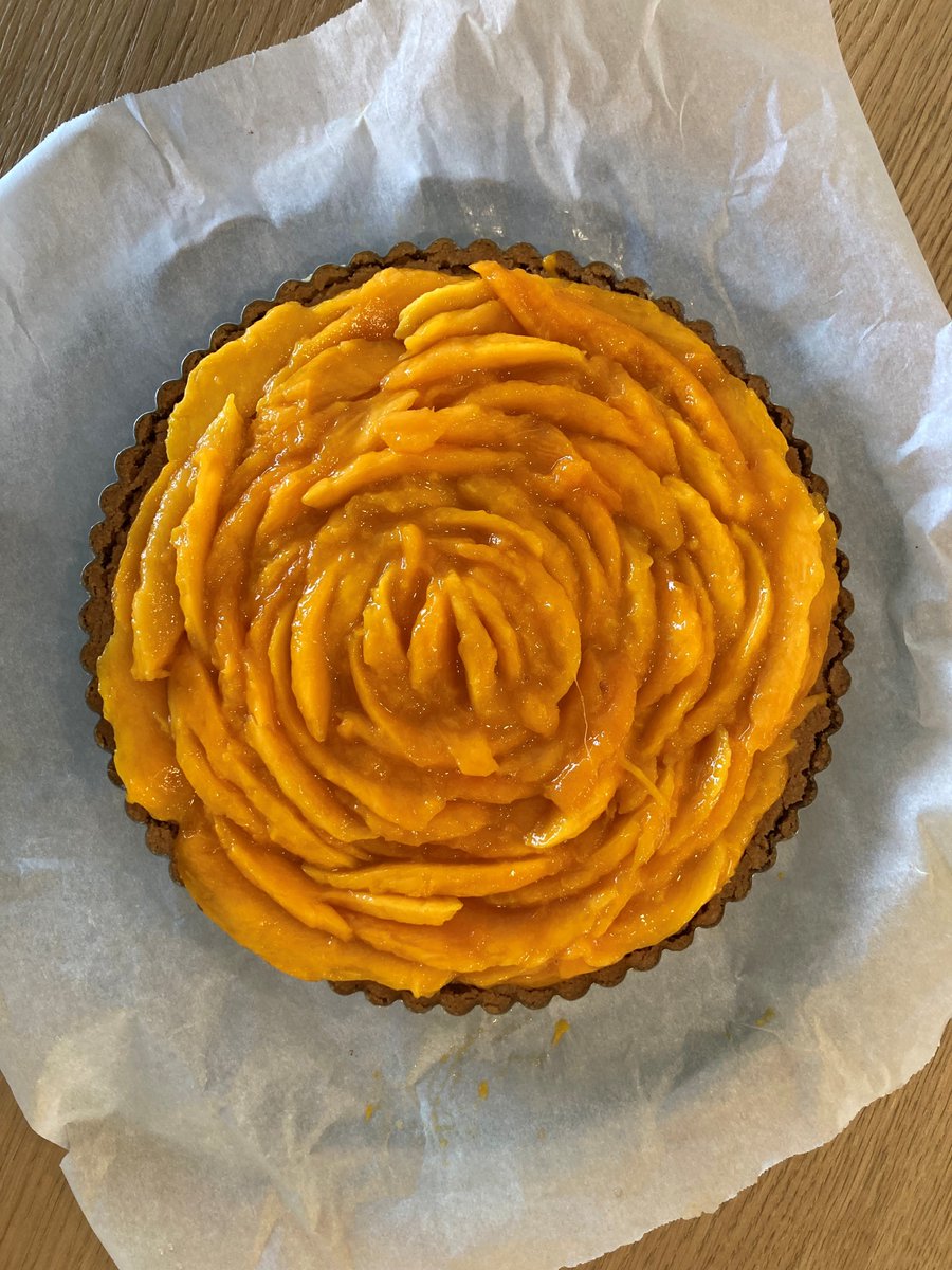 ExpatriateBaker's tweet photo. Lunch today on Grand Cayman Island was Lobster Mango Salad. It's Mangofest on July 5, so I created this Fresh Mango Pie. Check out the recipe. https://t.co/Ja1IO27KtX https://t.co/QvSHDIOtCl