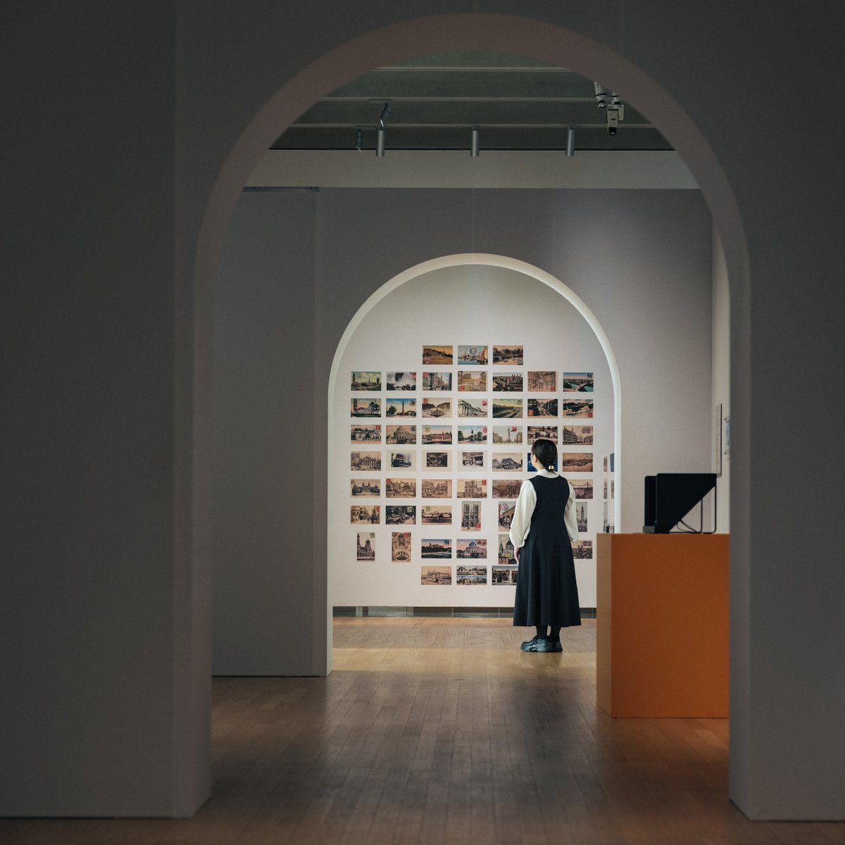 ✨⋱建物公開2025 #時を紡ぐ館 開催中⋰✨
新館ギャラリー1では、#旧朝香宮邸 が辿ってきた時の流れを総覧できます。