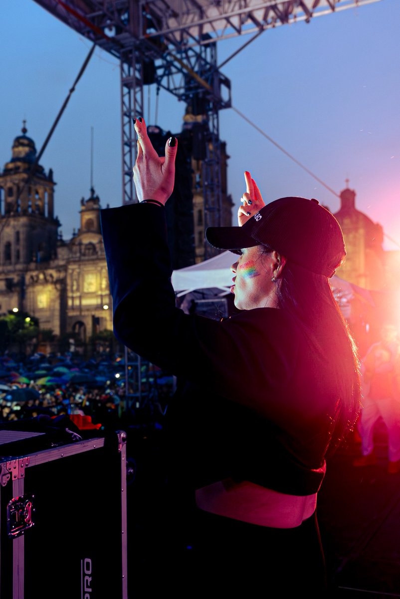 From last weekend in Mexico City, thanks for your welcome. 🇲🇽🏳️‍🌈

Mentally preparing to hit the next European dates, see you soon.