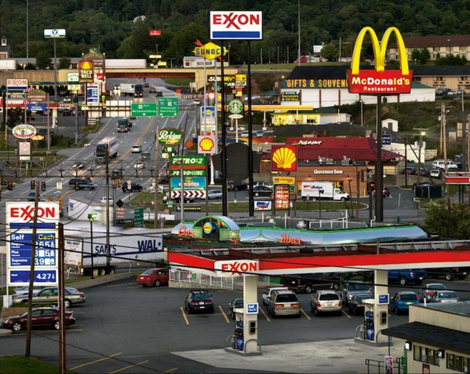 i love how they keep tradposting about towns that look like new england college towns that have for decades voted strongly for democrats and not conservative towns because those towns all mostly look like this