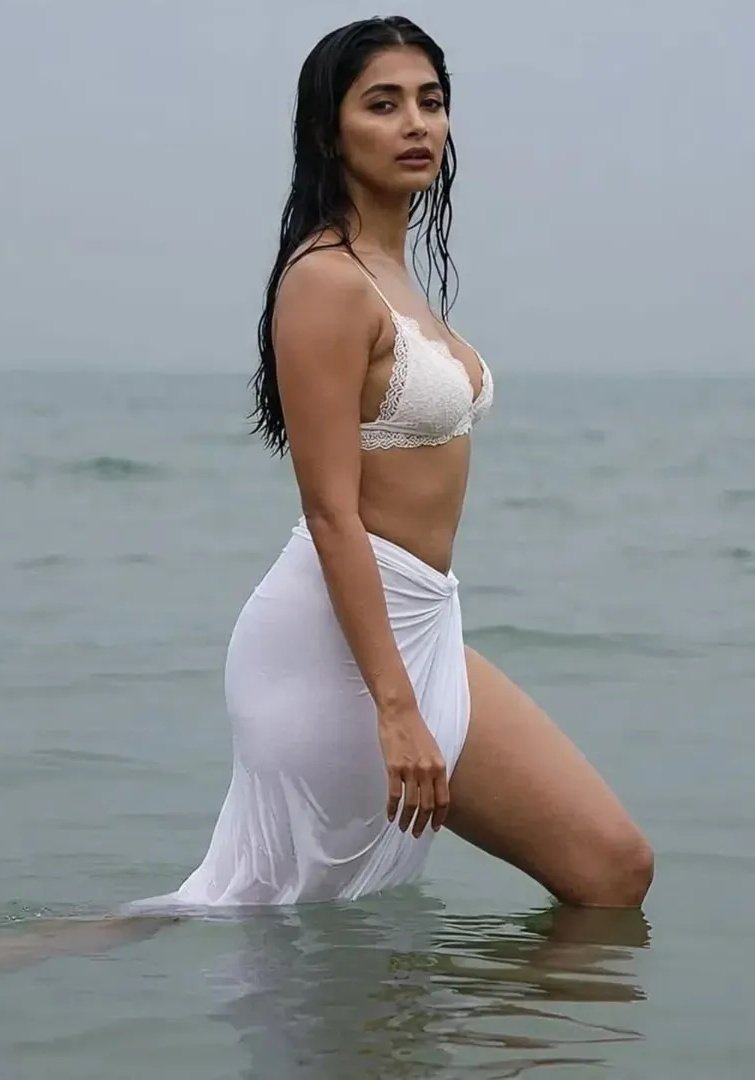 Gu0Zs2lWEAACX7w?format=jpg&name=medium