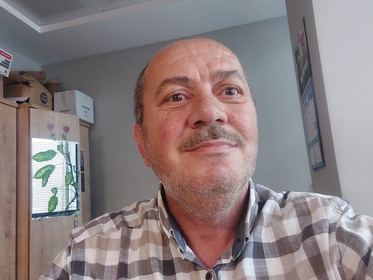 Sevdiklerini merhamet ile sev ki kimse incinmesin hayırlı günler