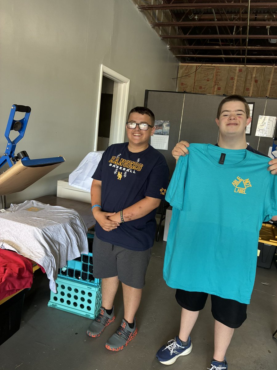 AbleNotLabel's tweet image. We’re back in business for the month of July! Stop by our storefront to place your custom order or shop the rack! We’ll be there Tuesdays and Wednesdays from 12:00-4:00 this month! 

📍We’re located at 34100 Center Ridge Road, North Ridgeville. Parking is located off of Emerald.