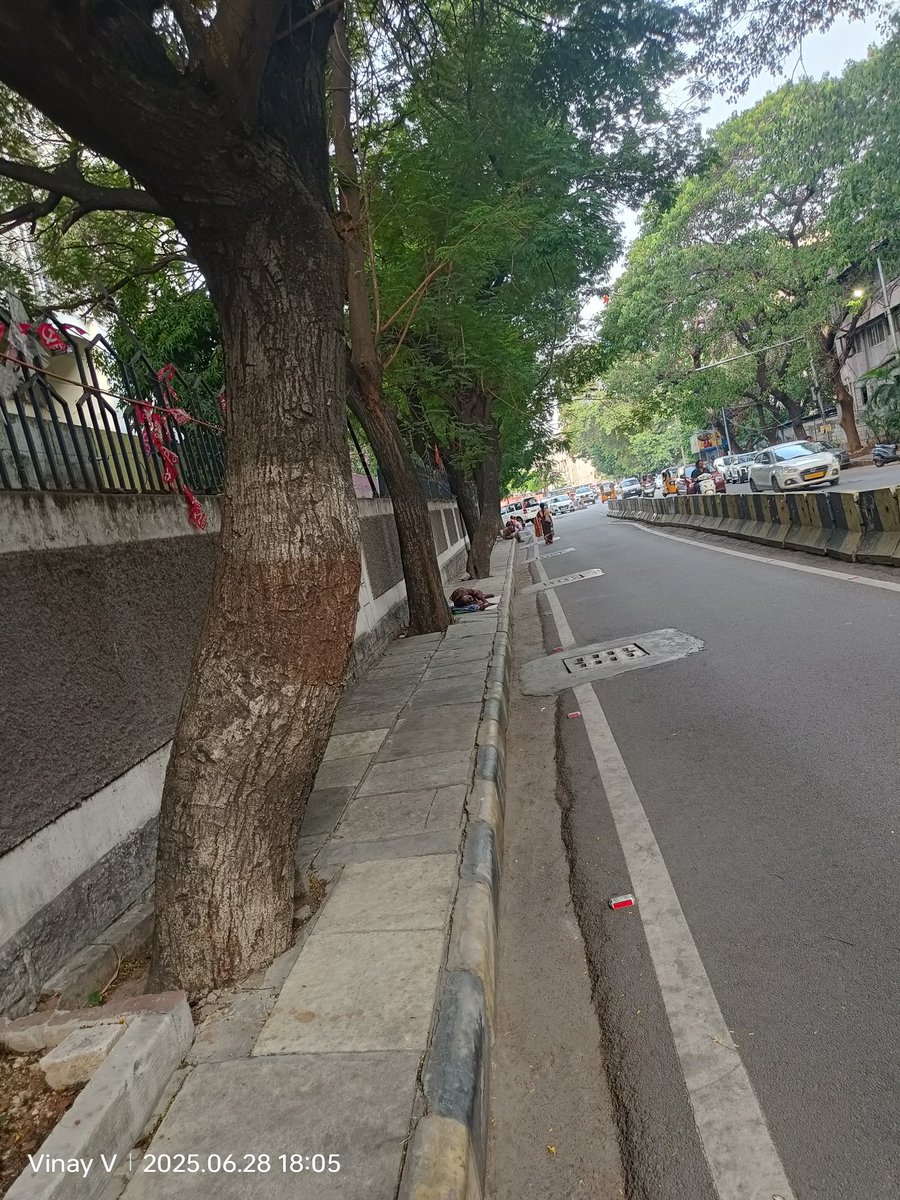 vinay_vangala's tweet image. Baldia bosses @CommissionrGHMC come n go but these trees continue to suffocate! Looks like traction was there but no 1 to save them, @GHMCOnline we can also join hands over this weekend if u don&apos;t have manpower!
20+ months - no action! 🙈
@HiHyderabad
x.com/vinay_vangala/…