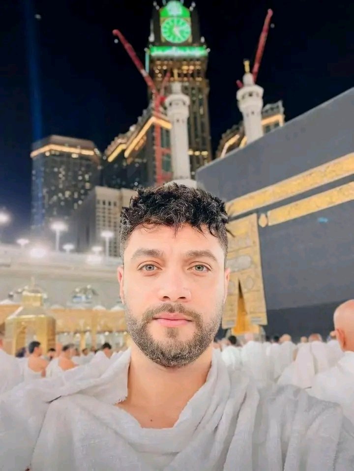 ان لله وان اليه راجعون 
المطرب الشعبي احمد عامر في ذمة الله
مش دايمة لحد يلا نتوب عن اي حاجة وحشة ياصاحبي 💔💔💔