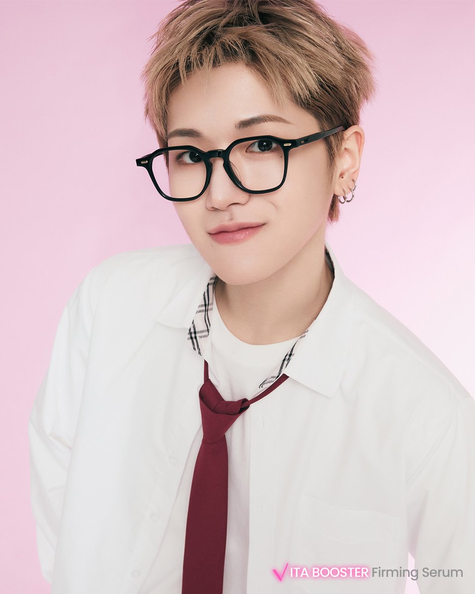 One and Only✨
私の肌の弾力も特別に！
#ビタミンファーミングセラム 🩷

ビタミンAがしっかり支える肌質とリフティング弾力！
RIWOOの堂々としたビジュアルのように
第一印象から自信に満ちた弾力感を完成

RIWOOの目の形、鼻、口、そして肌まで
I can’t take my eyes off you👀

#drg #ドクタージー