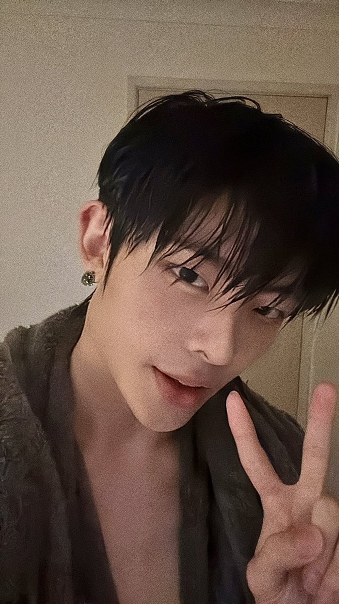shevxl7's tweet photo. 剛岀浴～ https://t.co/pUDOS9HGcm