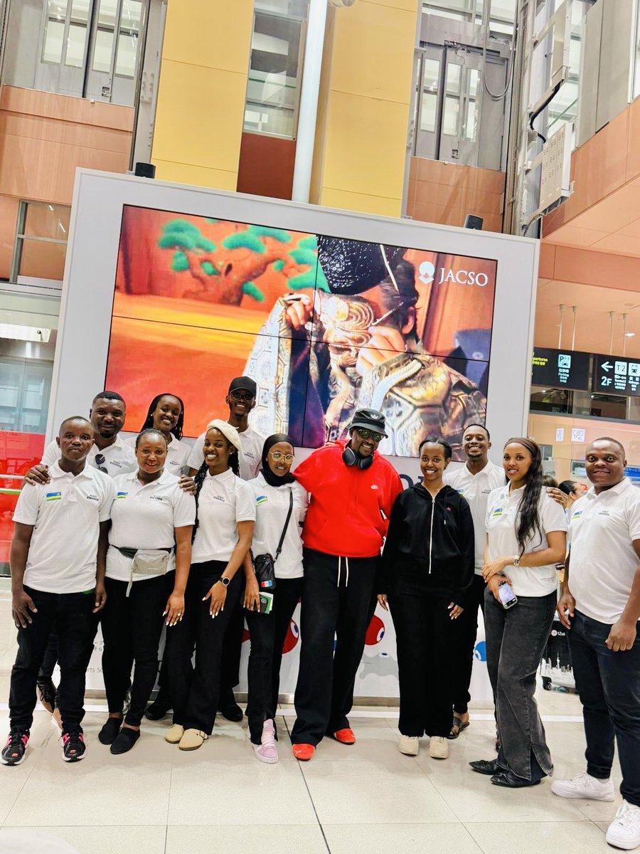 Rwanda National Ballet “ URUKEREREZA” bageze Osaka - Japan aho bagiye guserukira U Rwanda muri World Osaka Expo - Japan 🇯🇵. Hitezwe igitaramo gikomeye ku munsi wo Kwibohora31, aho ibihugu birenga 150 byaje muri iyo Expo bizishimana n’URwanda 🇷🇼.