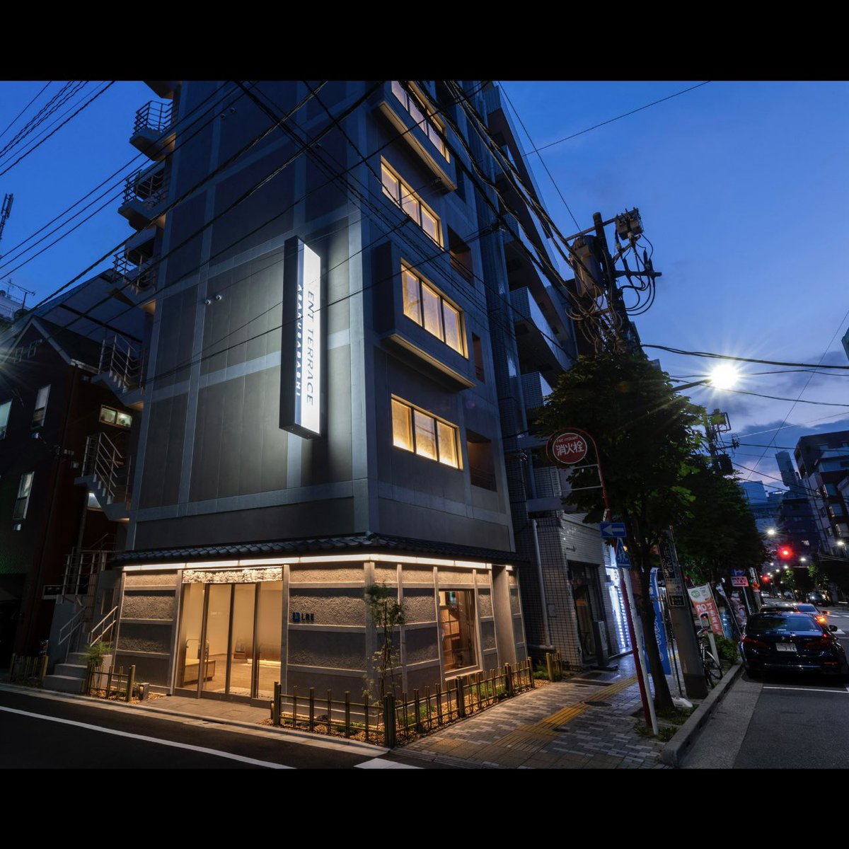 Toyrohome's tweet photo. 墨田区
インバウンド向け
〝和〟のホテル(民泊)

エントランス

弊社は内装工事を担当しました。 https://t.co/fnGt9xCtqx