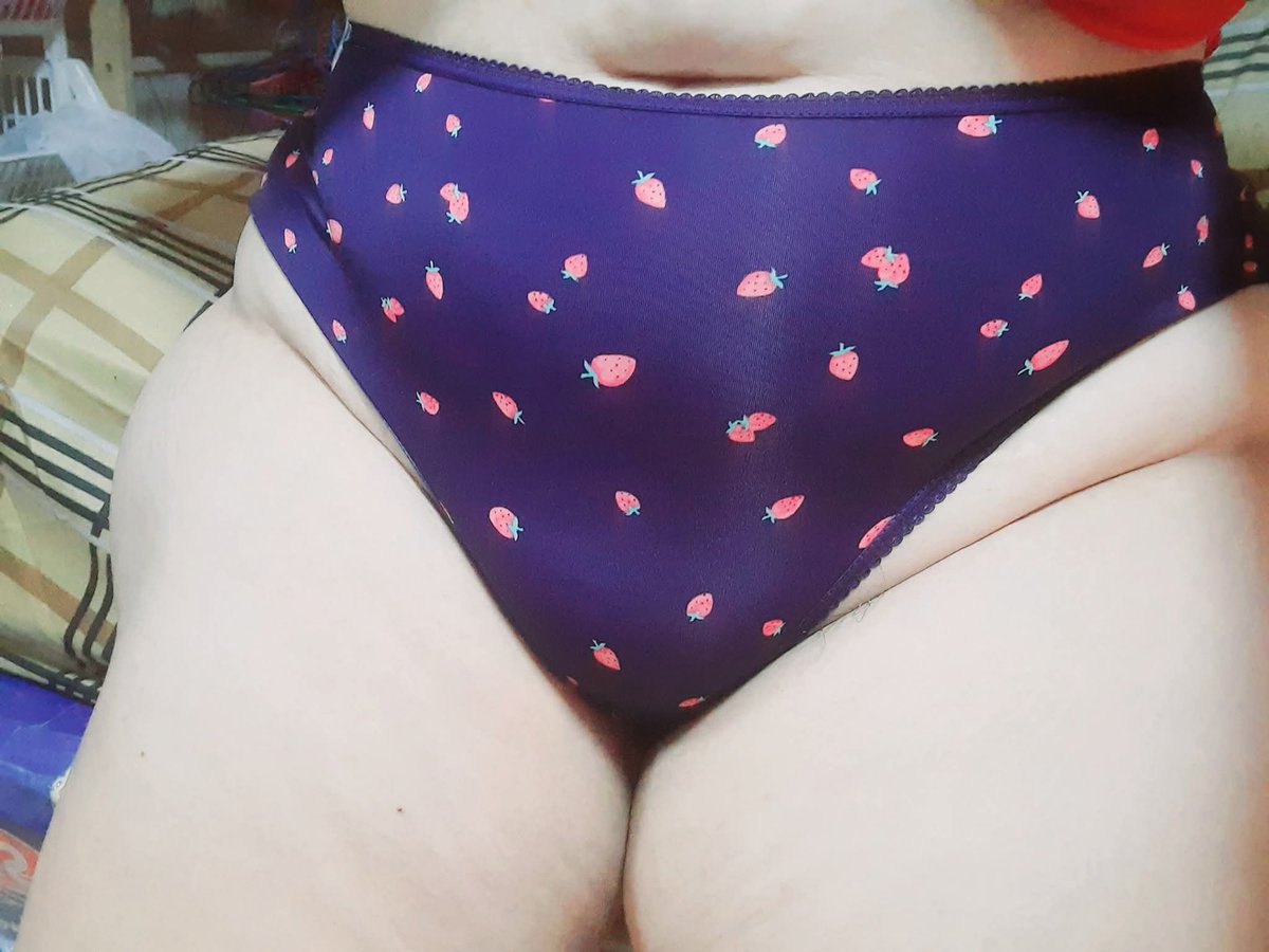 ใครจะคอลก็รีบคลอนะ....น้องหมวยจะออกไปคาเฟ่ แล้วก็เที่ยวก่อนกลับบ้านจ้า ว่าจะที่คอนถมด้วย สายคอเจอกันอีกทีตอนเย็นนะจ๊ะ 
#รับเปิดกล้องคอลเสียว