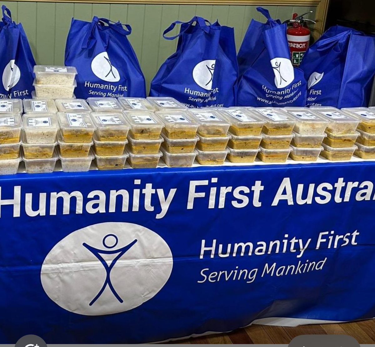 HFA Queensland volunteers had the honor of distributing hot meals (Butter Chicken &amp; rice) to individuals experiencing homelessness (55) at Tully Caravan Park, amidst the ongoing rental crisis. #HumanityFirst #humanity #feedthehungry