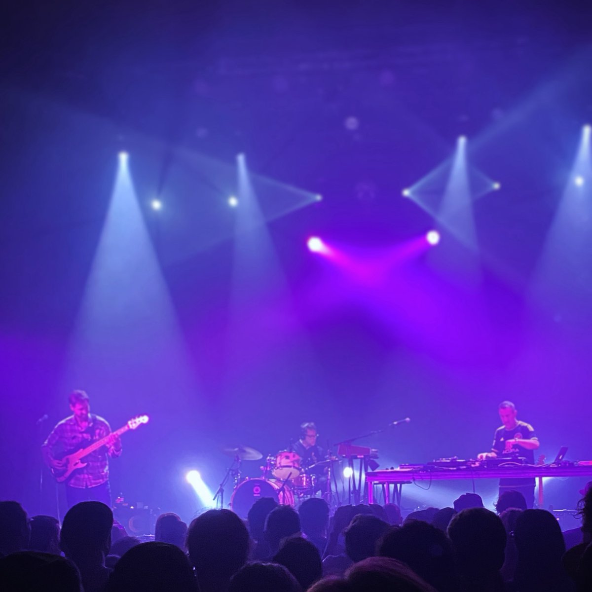 Got to witness <a href="/rjd2/">RJD2</a> gig at <a href="/mtljazzfestival/">Festival International de Jazz de Montréal</a> !! EPICCCCCC!!