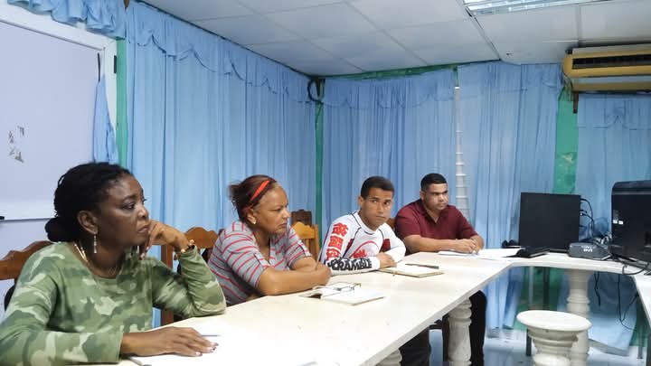 YanetsyTerry's tweet image. #ProvinciaGranma. En el municipio #Pilon evaluamos los impactos de la sequía en el abastecimiento de agua a la población, adoptando medidas para su mitigación. #ConLaFuerzaDeLaUnidad. @PartidoPCC @AsambleaCuba @PresidenciaCuba @GobiernoCuba @GobiernoGranma @INRHCuba @InesMChapman