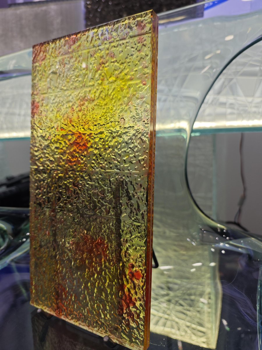 Rosa_luck_glass's tweet image. Once we start, you will know us more and more.
Please believe in your choice and choose what you believe in.
Decorative glass, mirror, welcome to consult
whatsapp：+8619103216705
#Textureglass #fusedglass #Decorativeglass #showerglass #obscure #pattern #engraveglass #laminated