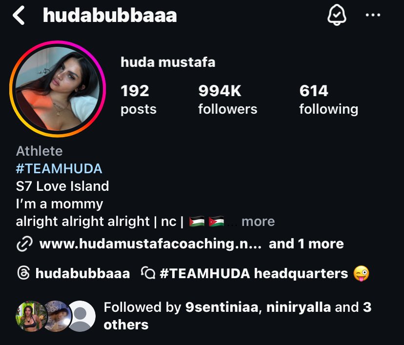213amanii's tweet photo. EVERYONE FOLLOW HUDA SHE GONNA HIT 1M REAL SOON https://t.co/zCACgJhw1t