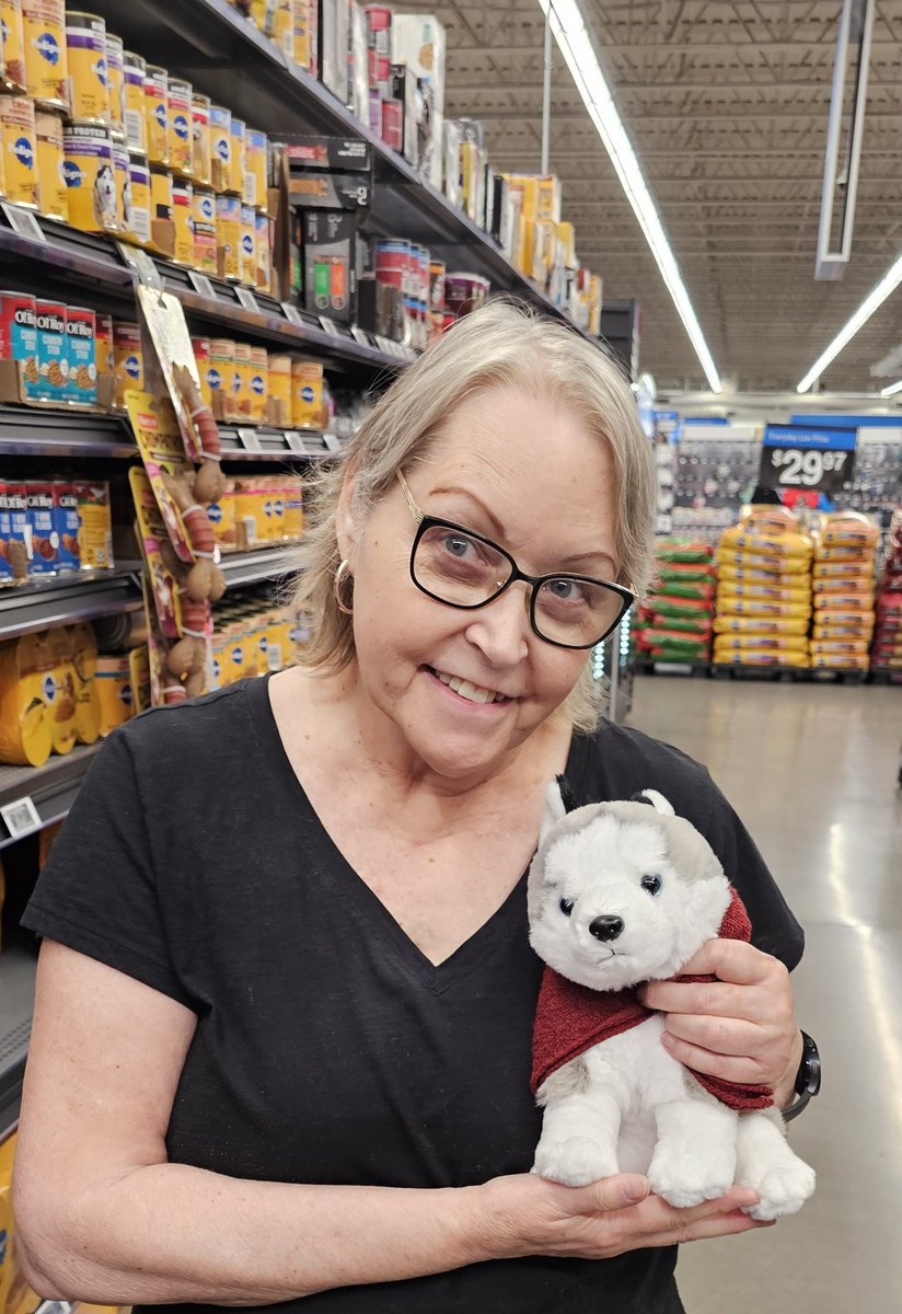 thescificenter's tweet image. So, one of my Geeks didn't have a real  dog , however, she would not be denied and improvised . Just based on the effort, she's going to be with us on Thursday, July 10 , 3PM for SUPERMAN, SEND ME YOUR KRYPTO! #Superman #Krypto #nerdculture702 #thescificenter @JamesGunn