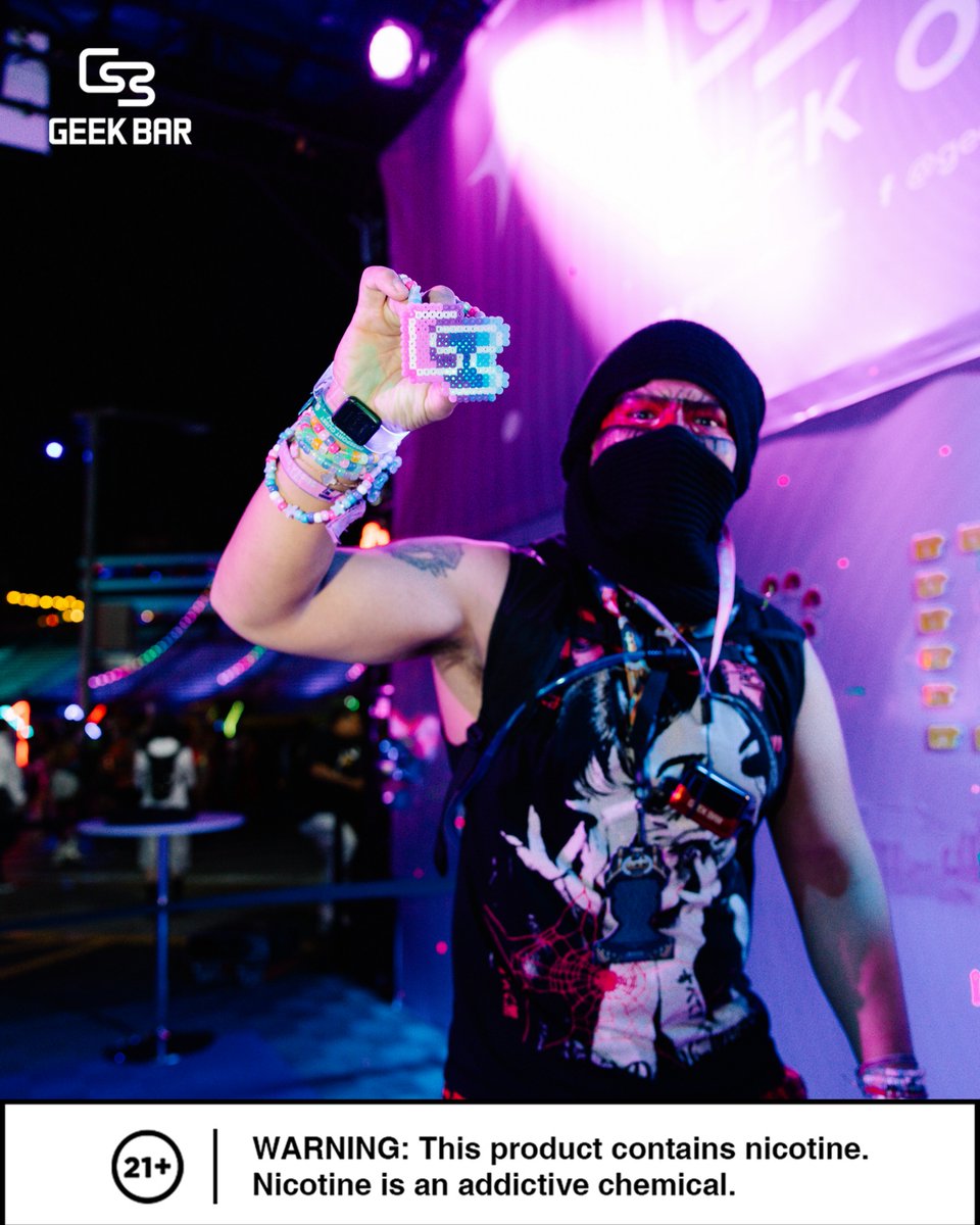 geekbarvape's tweet image. The night gets louder, the vibes get wilder — and your flavor? Even bolder. 🔥
With GEEK BAR in hand, you’re not just part of the party — you are the moment. 💥✨

#GeekBar #EDC2025 #EDC #EDCLasVegas #LasVegas #FestivalVibes #LightUpTheNight #vapeculture