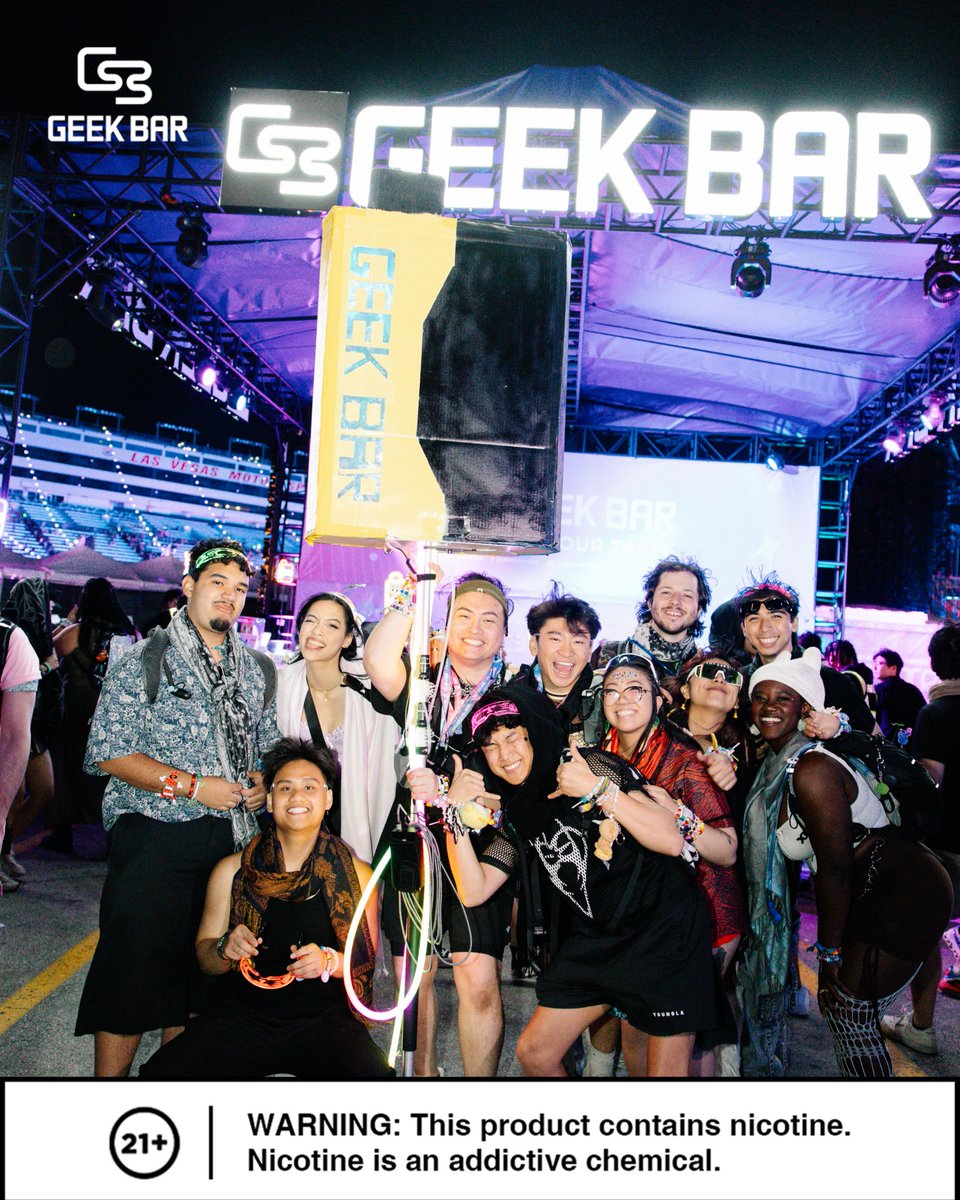 geekbarvape's tweet image. The night gets louder, the vibes get wilder — and your flavor? Even bolder. 🔥
With GEEK BAR in hand, you’re not just part of the party — you are the moment. 💥✨

#GeekBar #EDC2025 #EDC #EDCLasVegas #LasVegas #FestivalVibes #LightUpTheNight #vapeculture