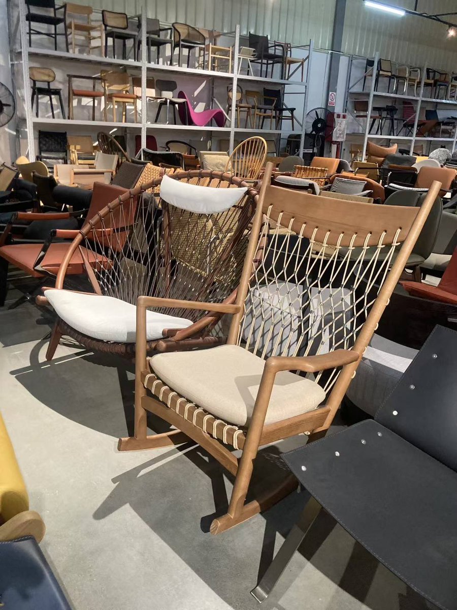 felixchu's tweet photo. One of the largest chairs factory in China. You can source any chairs from here. Dining chairs, lounge chairs, benches. Thousands of designs. Chairs wonderland https://t.co/F31Y0Lt1NI