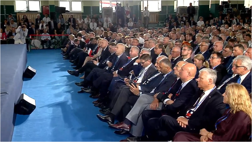 Łukasz Warzecha tweet media