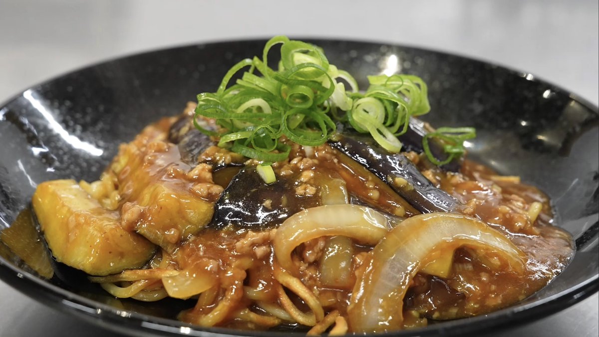 今月の限定フェアメニューは、ガッツリ旨辛の【麻婆茄子焼そば