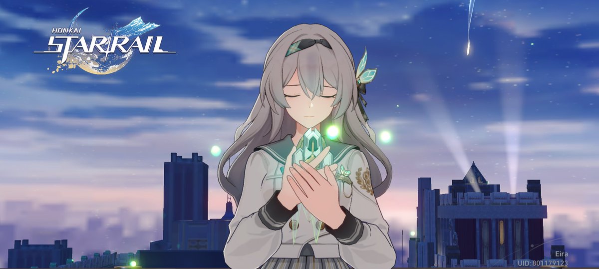 restra25's tweet image. I saved up for a few months (since there was news that Firefly would have a skin), finally released it and bought her new outfit.
Coincidentally, the release was close to my birthday, so this can be considered a birthday present for myself too.
I really love her sweet smile. ♥️