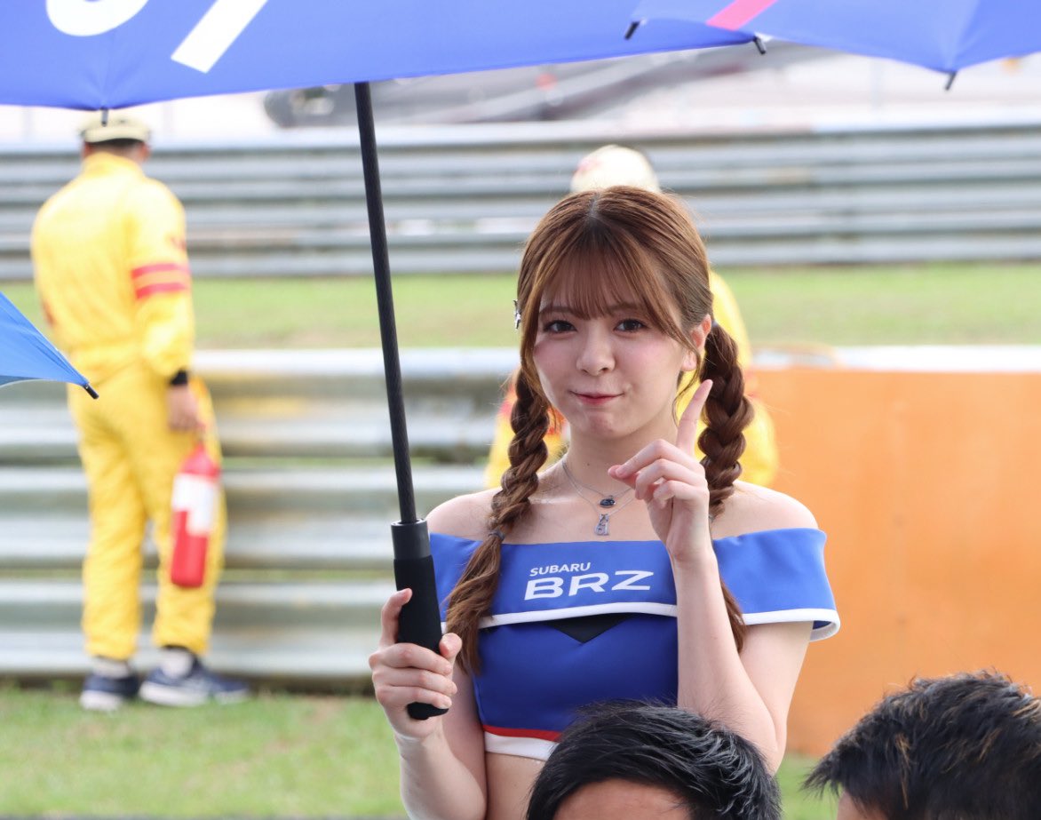 ゆーとっち (@yutotchi_500) on Twitter photo #SUPERGT2025 6月28日
#SUPERGTマレーシア
#セパン #SUBARU
#BRZ #STI
#BREEZE
#立華理莉 さん
<a href="/ri_tan_730/">立華理莉 / りたん🐰</a>
#りたん
暑いマレーシアでも可愛すぎました🇲🇾☀ #SUPERGT2025 6月28日
#SUPERGTマレーシア
#セパン #SUBARU
#BRZ #STI
#BREEZE
#立華理莉 さん
<a href="/ri_tan_730/">立華理莉 / りたん🐰</a>
#りたん
暑いマレーシアでも可愛すぎました🇲🇾☀