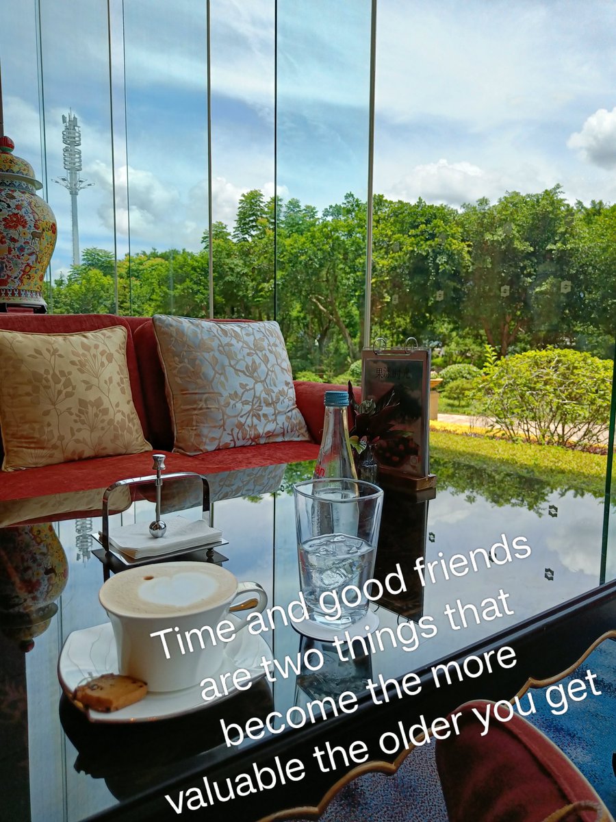 ea5by's tweet image. Relaxing time 🙂