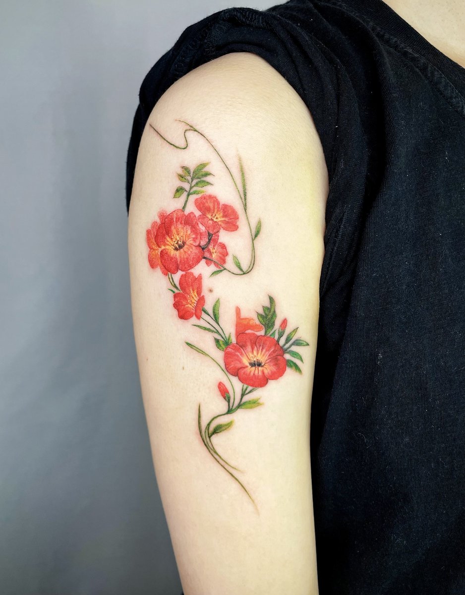 타투를.새로 했슨
일주일 됐슨