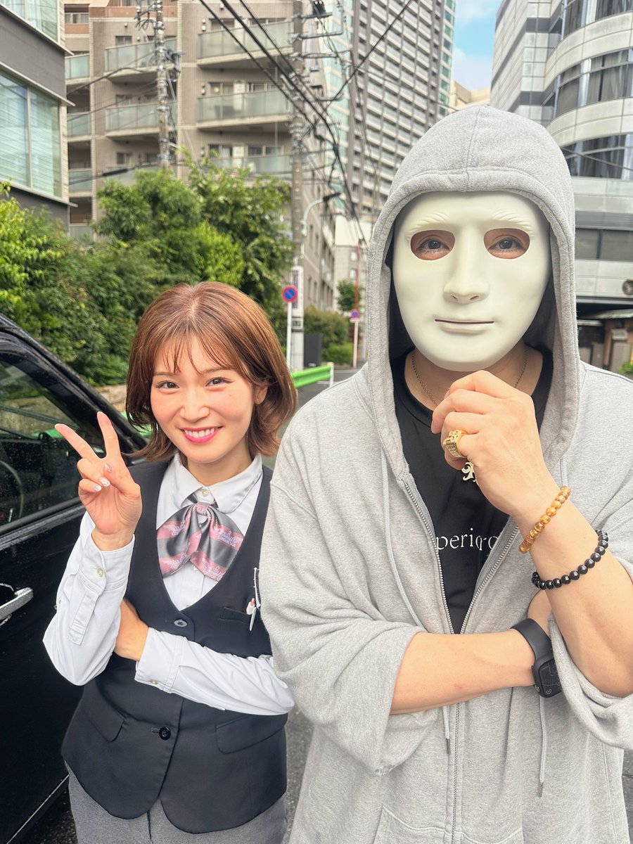 yuikogozen's tweet photo. 🌟お知らせ🌟

なんと‼️ラファエルさんのYouTubeに出させて頂きました🥹✨
やはりラファエルさんキレッキレでテンポよくてめちゃくちゃ面白くて…🗣️❤️‍🔥

すごくすごく楽しかったです！！！
ありがとうございました🌼（おそろポーズしてみました
https://t.co/TiE8oRUAL2
チャンネル登録して沢山観てね🤗 https://t.co/JhLIx8L2Tm