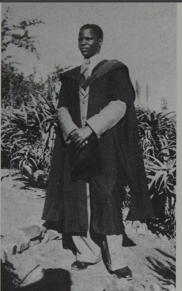 HistorySAZAR's tweet image. Oliver Tambo graduates with a Bachelor of Science (Mathematics and Physics major) in 1941