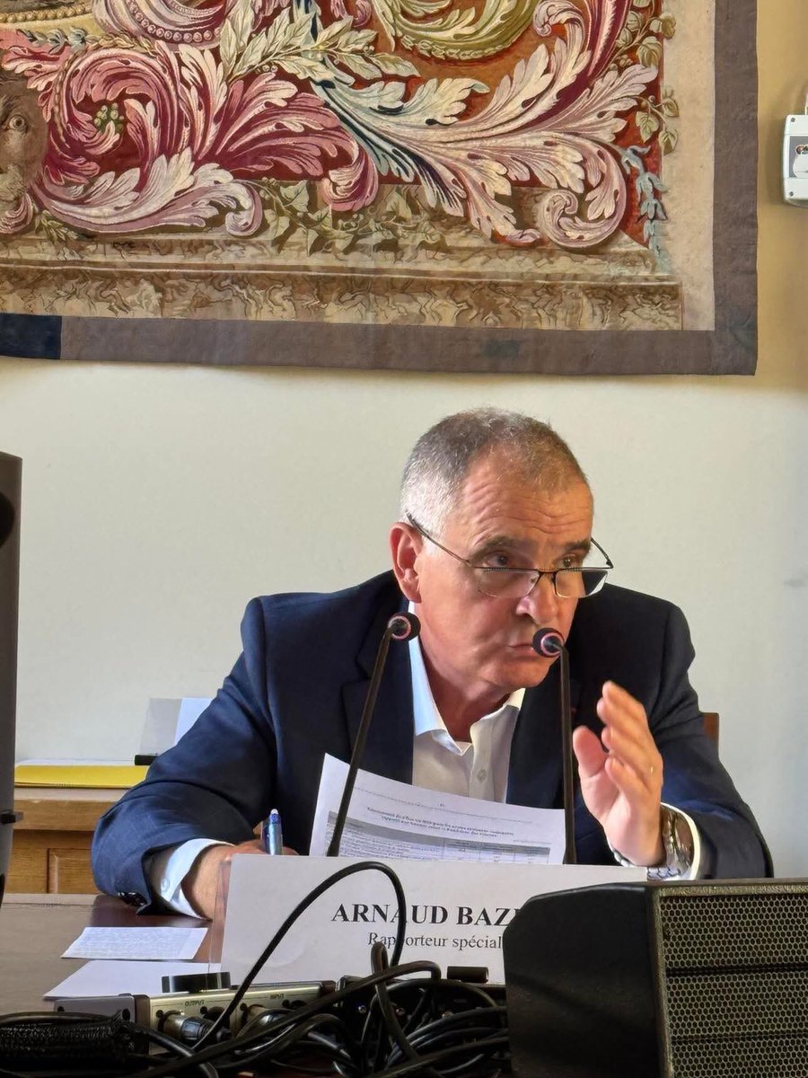 Arnaud Bazin (@arnaud_bazinvo) on Twitter photo Ce matin, avec mon collègue <a href="/PierreBarros95/">Pierre BARROS</a> nous avons présenté devant la Commission des finances notre rapport de contrôle budgétaire sur l’Évolution du financement de la lutte contre les violences faites aux femmes.
Une conférence de presse aura lieu demain au Sénat à 15 h 00. Ce matin, avec mon collègue <a href="/PierreBarros95/">Pierre BARROS</a> nous avons présenté devant la Commission des finances notre rapport de contrôle budgétaire sur l’Évolution du financement de la lutte contre les violences faites aux femmes.
Une conférence de presse aura lieu demain au Sénat à 15 h 00.