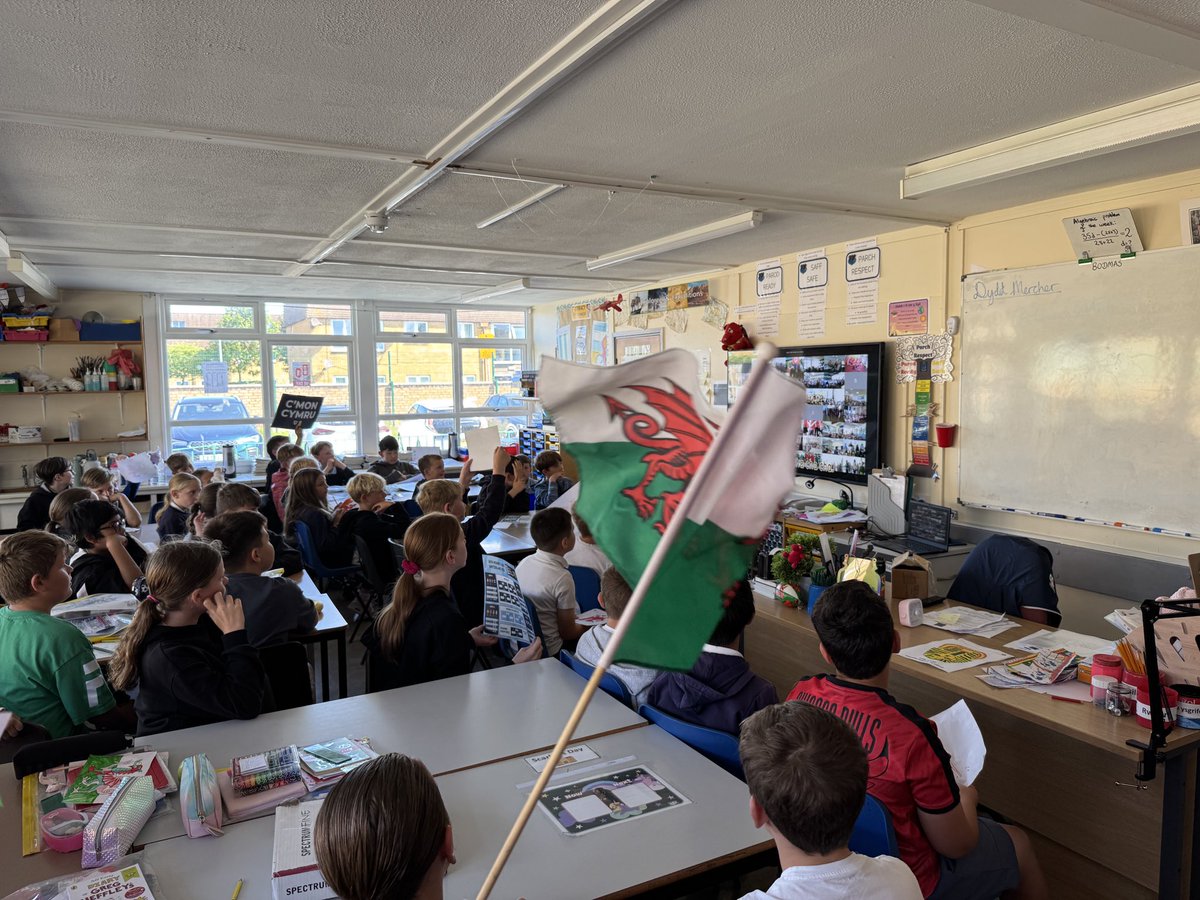 Ysgol Craig y Don tweet media