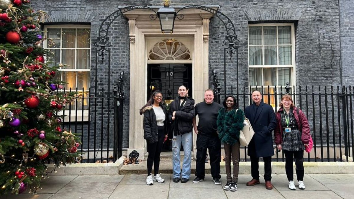 Government pledge to help care leavers into social housing 'will literally save lives'

📖 Read the full story here: buff.ly/yIMWgVT