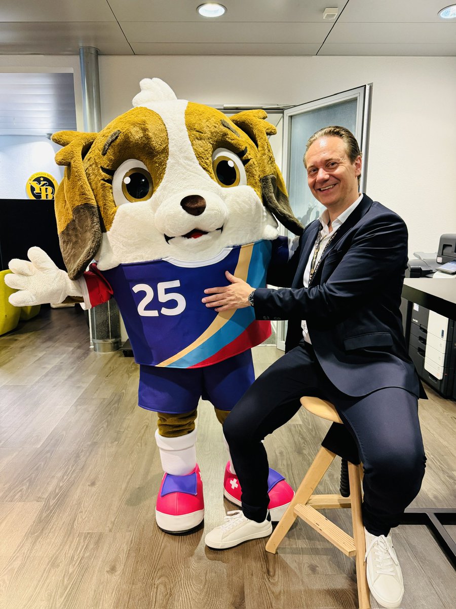 Raphael Karlen SVC (@raphaelkarlen) on Twitter photo ⚽ Heute geht’s los: Die Frauen-Europameisterschaft beginnt! Ich freue mich auf das Spektakel und wünsche dem Frauen A-Team des Schweizerischer Fussballverband viel Erfolg!
<a href="/UWCL/">UEFA Women’s Champions League</a> <a href="/WEURO2025/">UEFA Women's EURO 2025</a> <a href="/W_Euro2025/">IPTV UEFA Women's 2025</a> ⚽ Heute geht’s los: Die Frauen-Europameisterschaft beginnt! Ich freue mich auf das Spektakel und wünsche dem Frauen A-Team des Schweizerischer Fussballverband viel Erfolg!
<a href="/UWCL/">UEFA Women’s Champions League</a> <a href="/WEURO2025/">UEFA Women's EURO 2025</a> <a href="/W_Euro2025/">IPTV UEFA Women's 2025</a>
