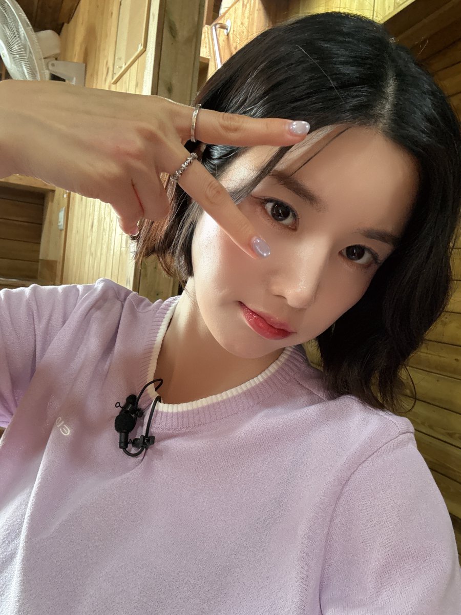 [🎥] 어벤져스 통영 비진도에 집결?! 그런데 현실은 첫날부터 우당탕탕💦ㅣ아이더샬레 EP.5 (출처 : 아이더 EIDER | YouTube) 

▶ youtube.com/watch?v=umJG_6…

#권은비 #KWONEUNBl
#아이더샬레