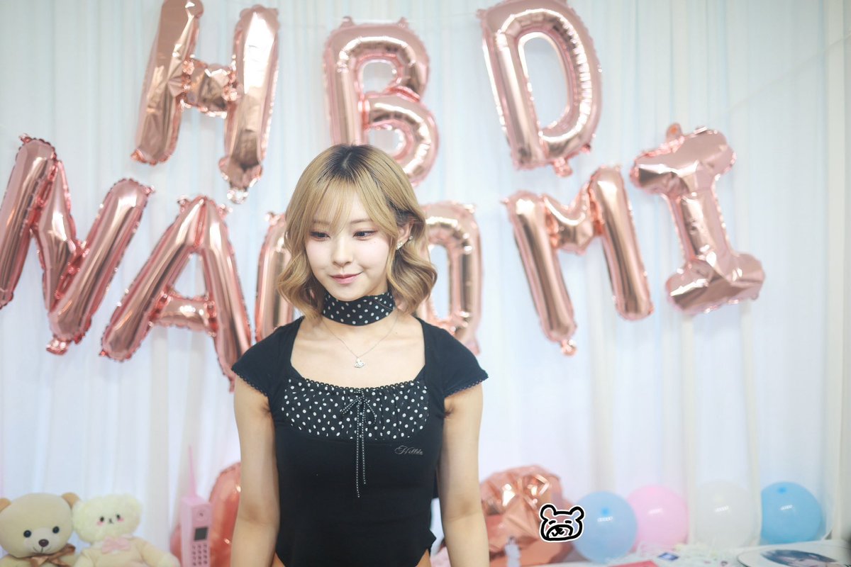 For_MADEIN's tweet image. 250702 나고미 생일

주인공🥰

#나고미 #메이딘 #MADEIN
#BlossomCode 
#Happy_NAGOMI_Day