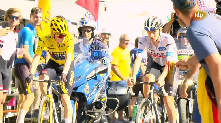 Juanfran de la Cruz (@juanfdelacruz) on Twitter photo 🔎 El #TDPedales de <a href="/teledeporte/">Teledeporte</a> de junio.
📺 rtve.es/play/videos/td…
#ciclismo #cycling #cyclisme <a href="/josuelena/">Josué Elena</a> 🔎 El #TDPedales de <a href="/teledeporte/">Teledeporte</a> de junio.
📺 rtve.es/play/videos/td…
#ciclismo #cycling #cyclisme <a href="/josuelena/">Josué Elena</a>
