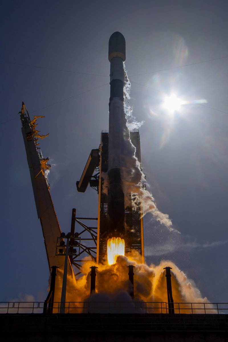 eumetsat's tweet image. WHAT...A...LAUNCH! 🚀
We're thrilled at yesterday's successful MTG-S1 & Sentinel-4 launch, congrats to all teams & partners involved 👏
MTG-S1 will deliver vital atmospheric data for earlier, more accurate warnings - helping protect lives & infrastructure.
📷 Images by SpaceX