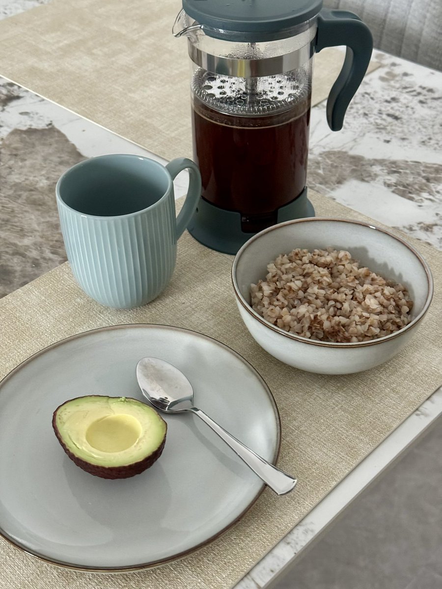 Not what people probably would have for breakfast but it’s my favorite! And I can eat it all day long! 

GM fellas ☕️