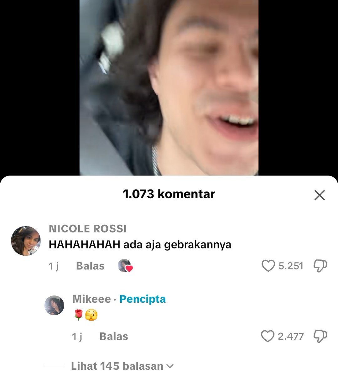 sunnshynee_e's tweet image. EH LU BERDUA BELUM KETEMU YAH 😭🫵🏻