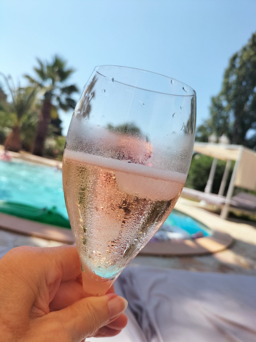 Véél te vroeg, maar ik mag toch niet neen zeggen tegen de schoonzoon 🤪.