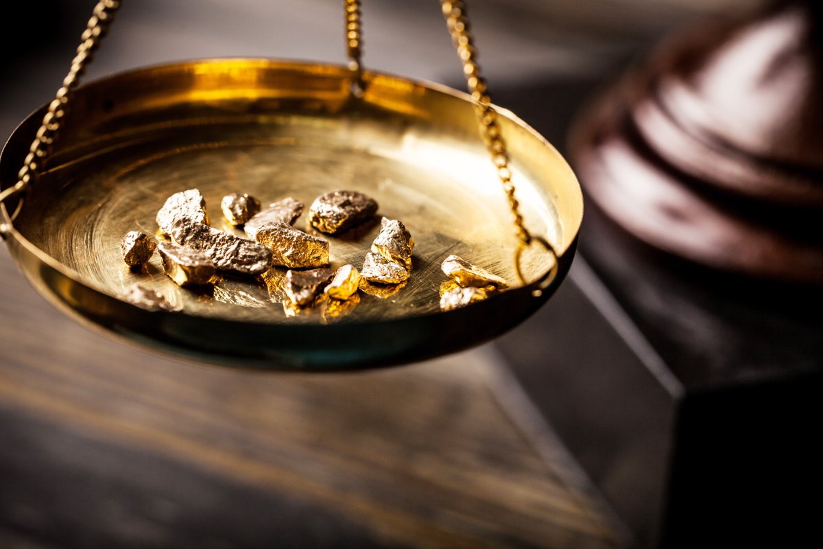 Altın, gümüş ve platin 2025’te yatırım portföylerinde ne kadar yer tutmalı?

Merkez bankası alımları, endüstriyel talep ve arz açıkları ışığında güvenli liman analizimiz yayında:

🔗Detay Analiz: yatirimim.com/makale-detay.p…

#YatırımStratejisi #Altın #Gümüş #Platin #onsaltın #yatırım