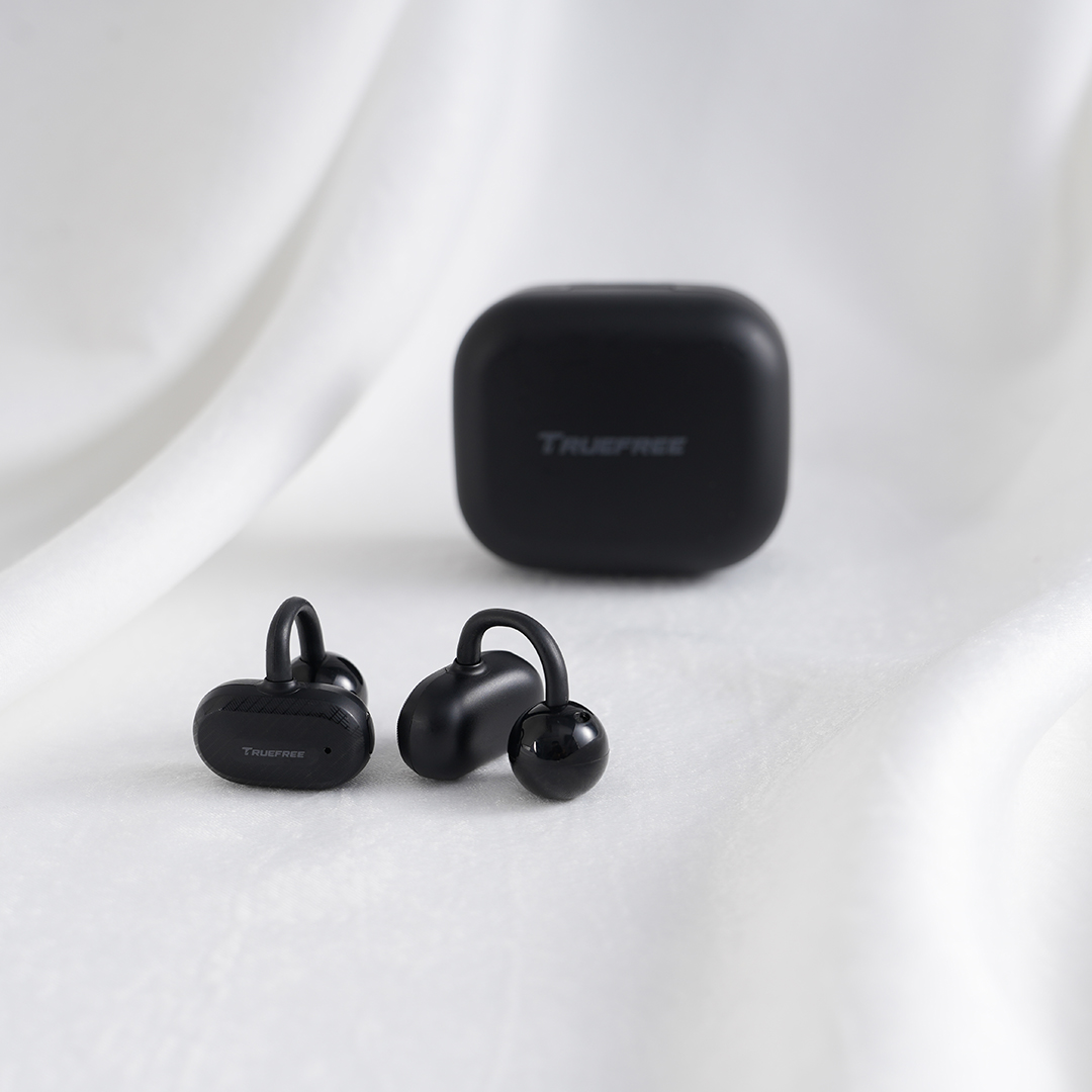 You deserve the crisp, balanced sound and cloud-soft wearing in your leisure~ #TRUEFREE Clip C10. 🎶☁️

#truefree #earbuds #music #tech #wireless #daily