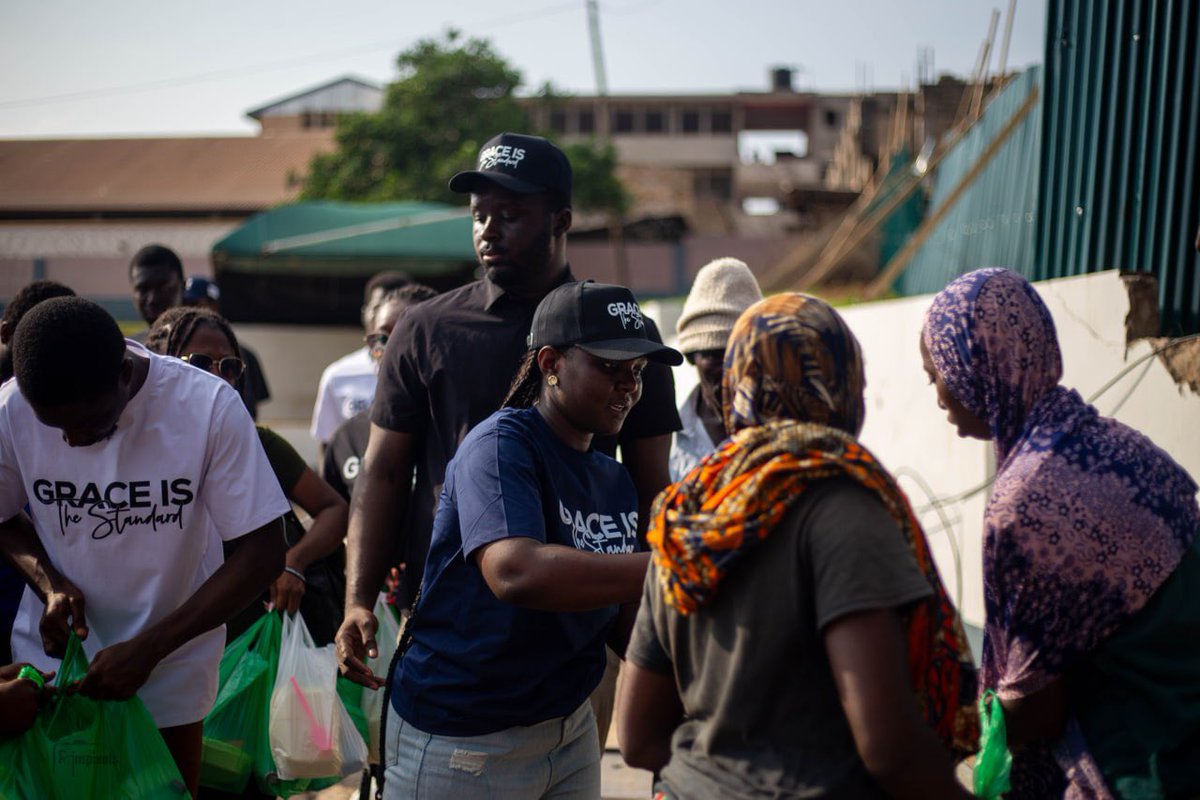 GRACE IS THE STANDARD 🌍✨ tweet media